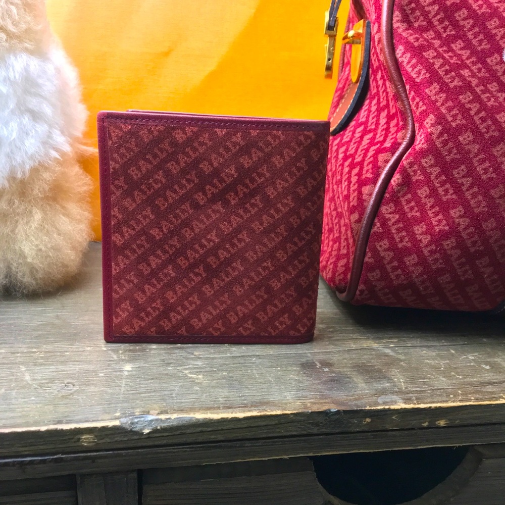 New Vintage Bally Suede And Leather Bifold Wallet